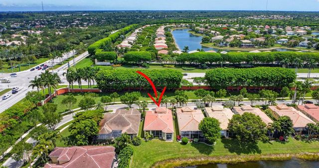 8553 E Via Grande E, Wellington, FL 33411
