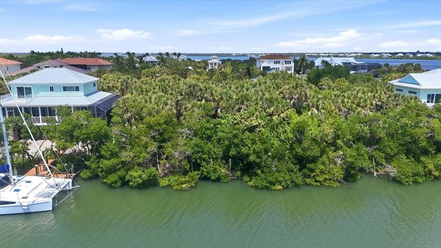 70 PALM DRIVE, Placida, FL 33946
