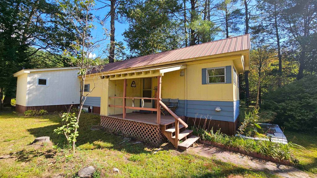 2080 Vermont Route 30, Jamaica, VT 05343