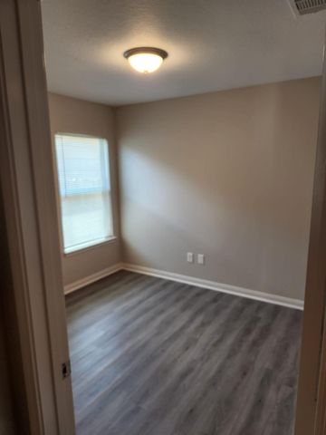2005 Lost Pine Court, Conroe, TX 77304