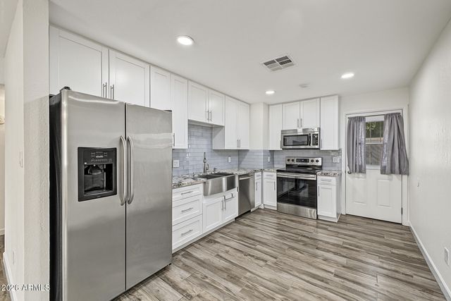 6819 N 12TH Street 12, Phoenix, AZ 85014