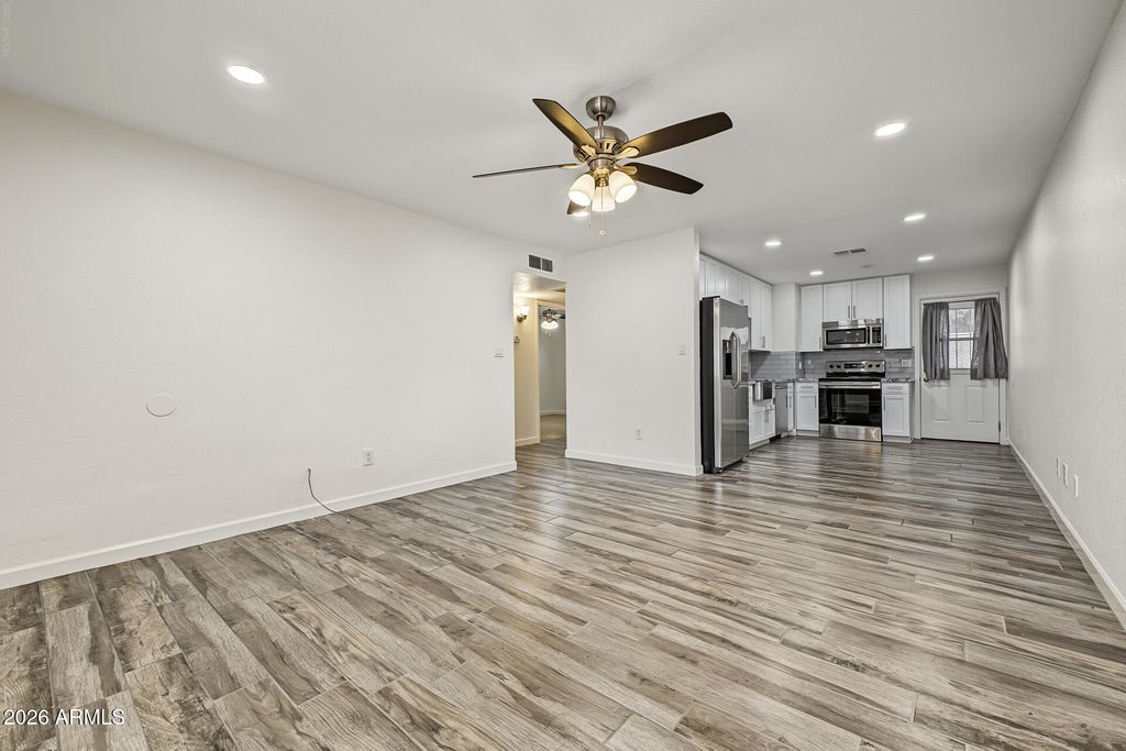 6819 N 12TH Street 12, Phoenix, AZ 85014 — photo 2