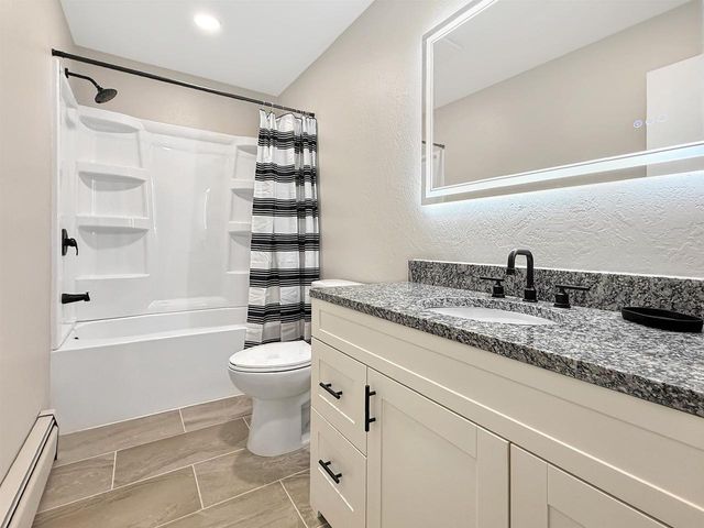 1608 22ND AVENUE, Menominee, MI 49858