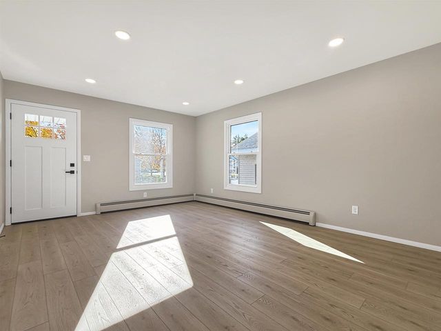 1608 22ND AVENUE, Menominee, MI 49858