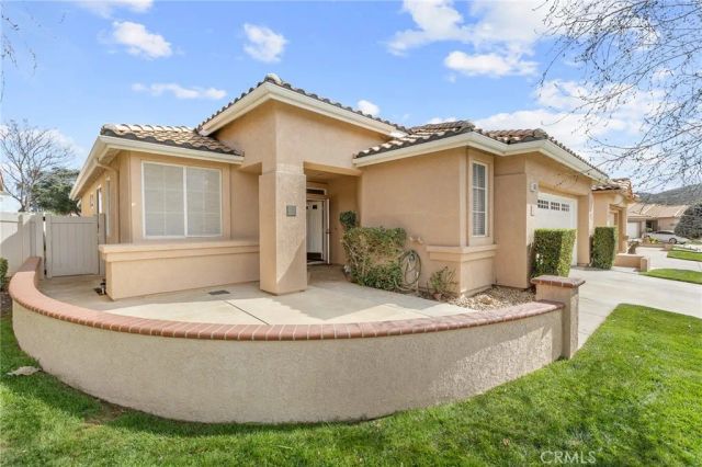 1318 S Bay Hill, Banning, CA 92220