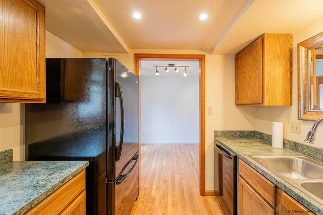 2407 E 16TH ST, Cheyenne, WY 82001