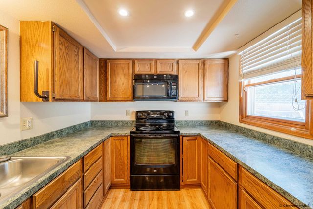 2407 E 16TH ST, Cheyenne, WY 82001