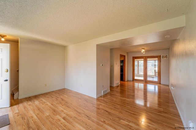 2407 E 16TH ST, Cheyenne, WY 82001