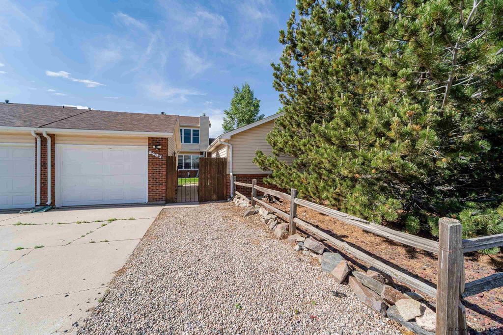 2407 E 16TH ST, Cheyenne, WY 82001