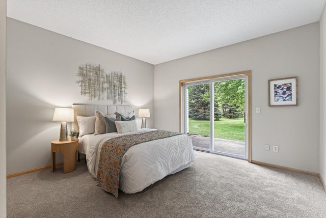 343 Appleblossom Lane E, Shakopee, MN 55379