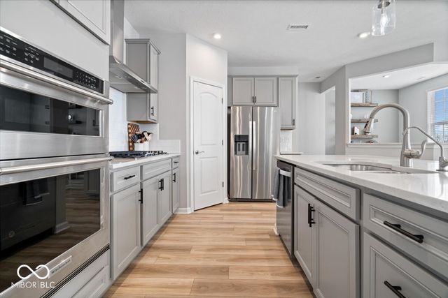 6559 Seabiscuit Road, Whitestown, IN 46075