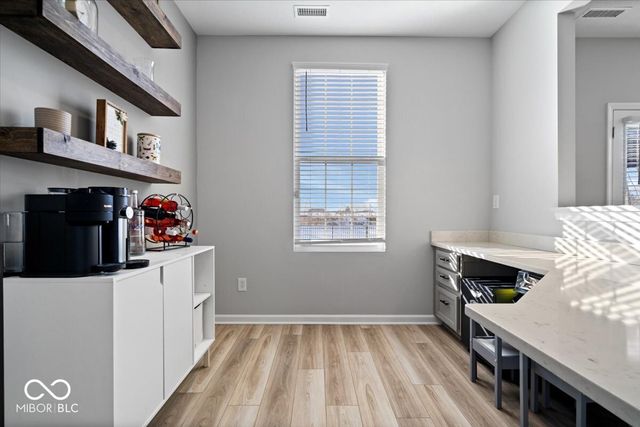 6559 Seabiscuit Road, Whitestown, IN 46075