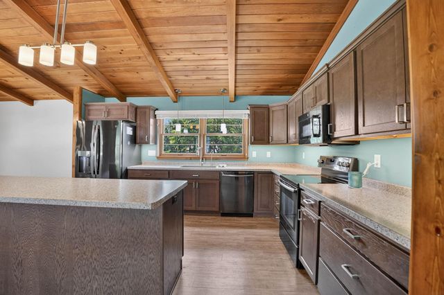 1111 Ellen Street, Cedar Falls, IA 50613