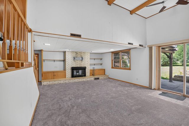 1111 Ellen Street, Cedar Falls, IA 50613