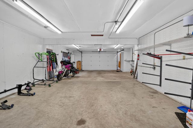 1111 Ellen Street, Cedar Falls, IA 50613