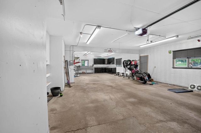 1111 Ellen Street, Cedar Falls, IA 50613