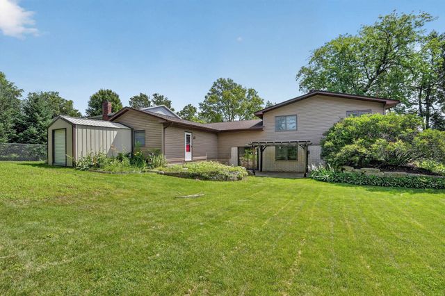 1111 Ellen Street, Cedar Falls, IA 50613