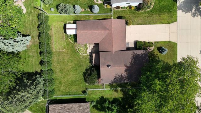 1111 Ellen Street, Cedar Falls, IA 50613