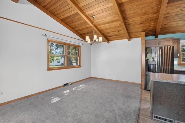 1111 Ellen Street, Cedar Falls, IA 50613