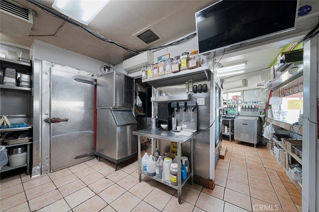 201 W W Whittier, Montebello, CA 90640