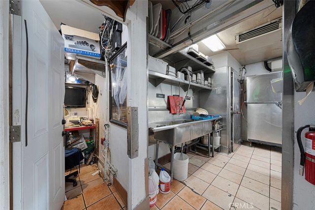 201 W W Whittier, Montebello, CA 90640