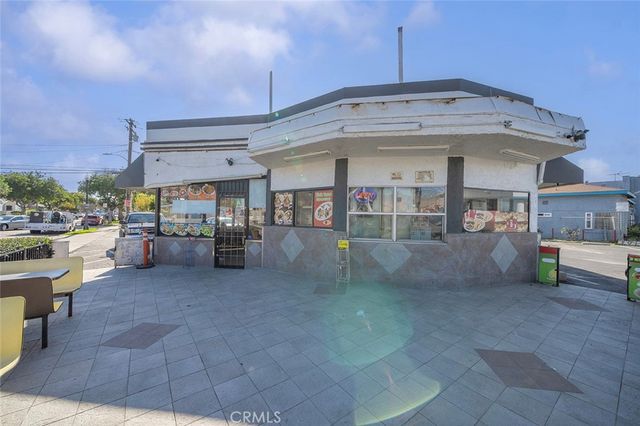 201 W W Whittier, Montebello, CA 90640