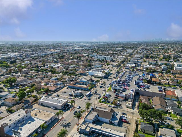 201 W W Whittier, Montebello, CA 90640