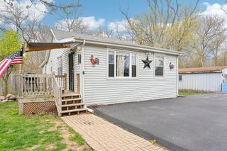 43386 N Forest Drive, Antioch, IL 60002