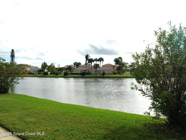 1485 Malibu Circle NE 110, Palm Bay, FL 32905