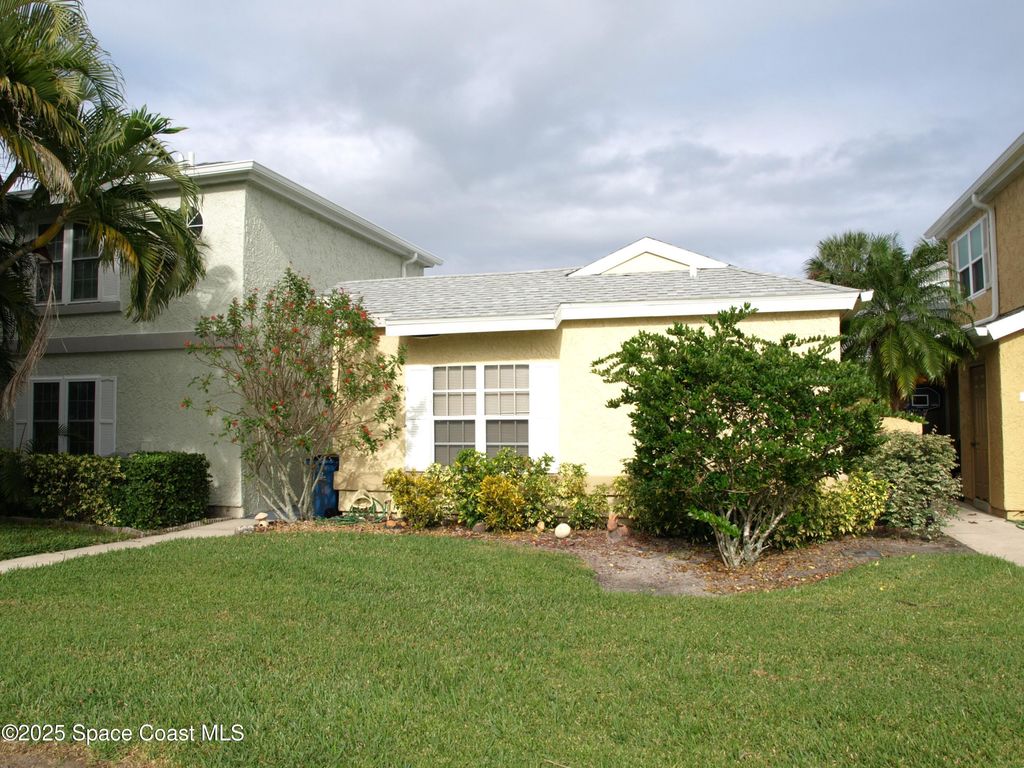 1485 Malibu Circle NE 110, Palm Bay, FL 32905