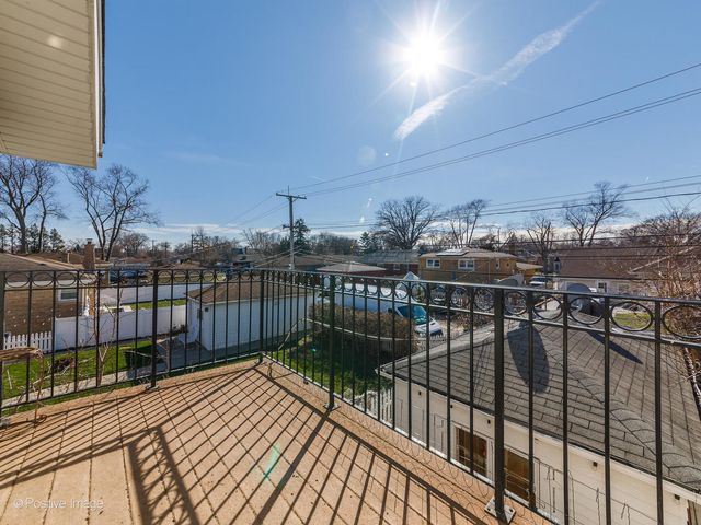 7520 Crawford Avenue, Skokie, IL 60077