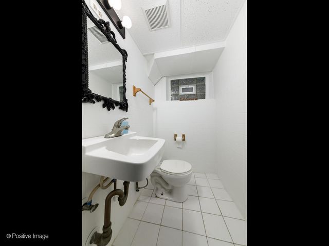 7520 Crawford Avenue, Skokie, IL 60077