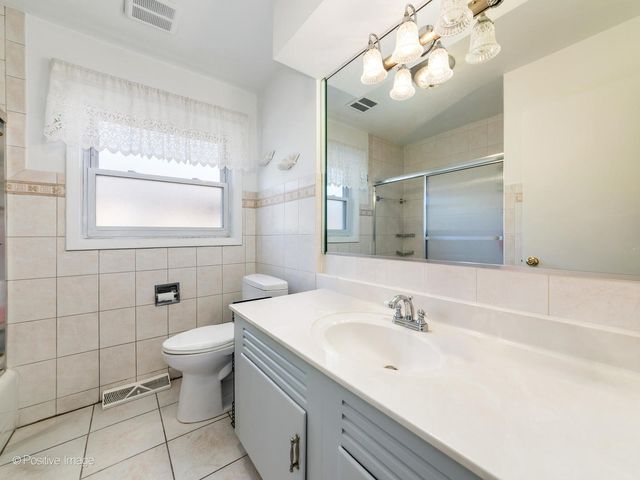 7520 Crawford Avenue, Skokie, IL 60077