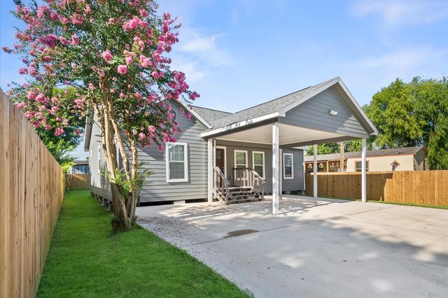 14614 Force Street, Houston, TX 77015