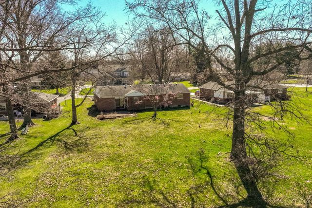 5000 Belleview Avenue, Blue Ash, OH 45242