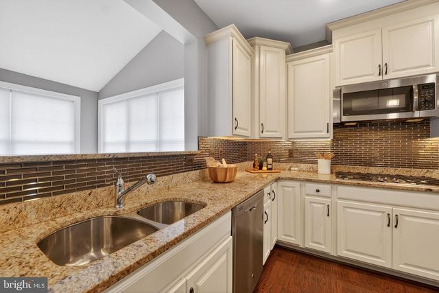 8241 SAINT FRANCIS DR, Severn, MD 21144