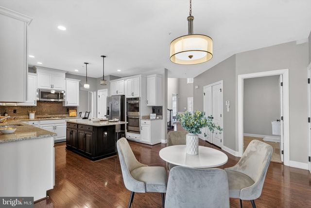 8241 SAINT FRANCIS DR, Severn, MD 21144