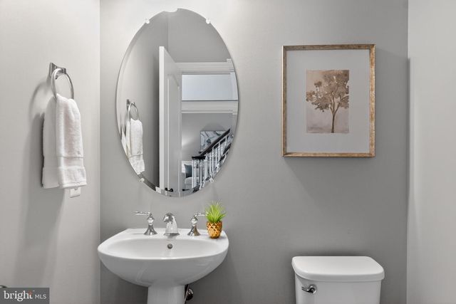 8241 SAINT FRANCIS DR, Severn, MD 21144