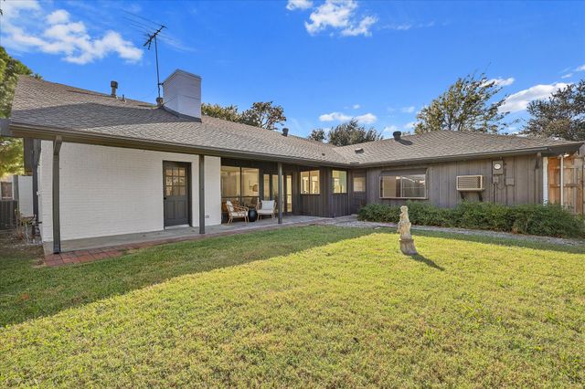 1203 Edgewood Drive, Richardson, TX 75081