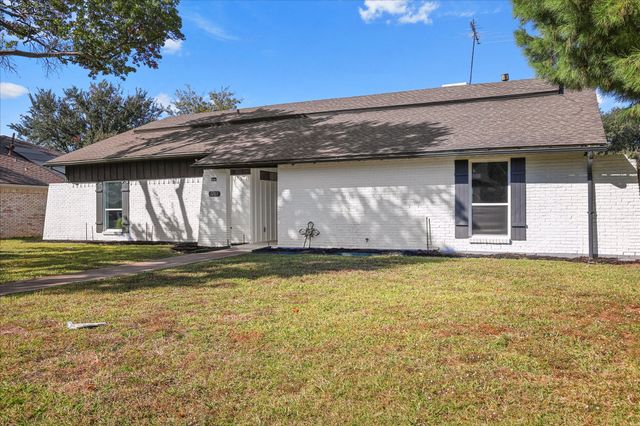 1203 Edgewood Drive, Richardson, TX 75081