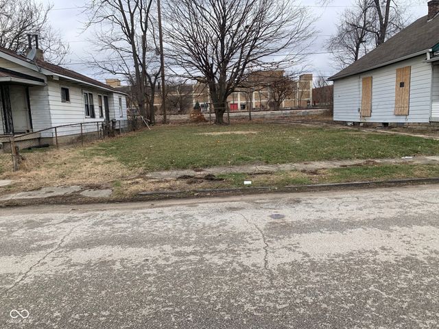 1924 E Maryland Street, Indianapolis, IN 46201