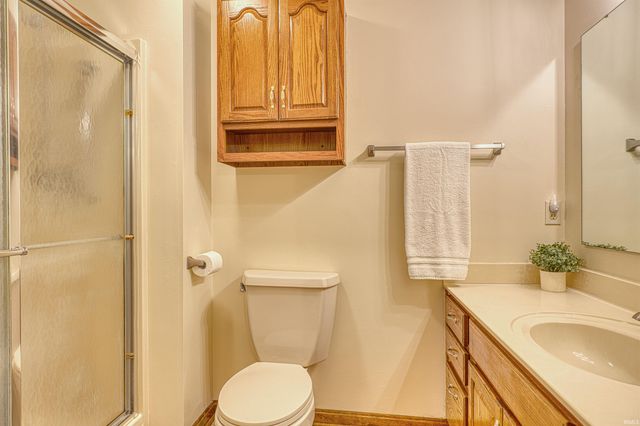 6414 Hearthstone Drive, Evansville, IN 47715