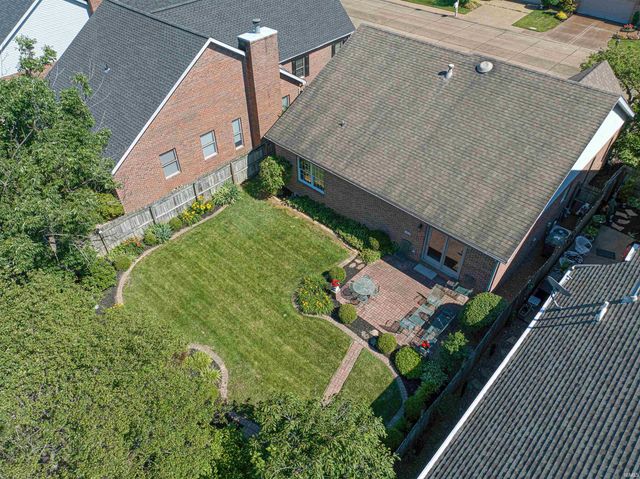 6414 Hearthstone Drive, Evansville, IN 47715