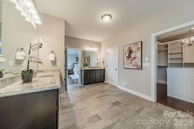 208 Canoe Pole Lane, Mooresville, NC 28117
