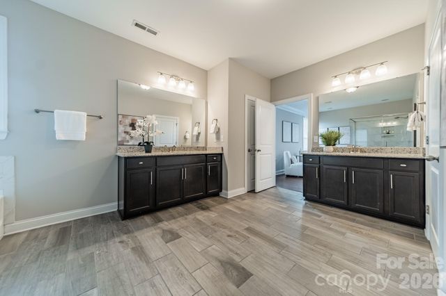 208 Canoe Pole Lane, Mooresville, NC 28117