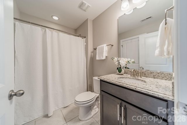 208 Canoe Pole Lane, Mooresville, NC 28117