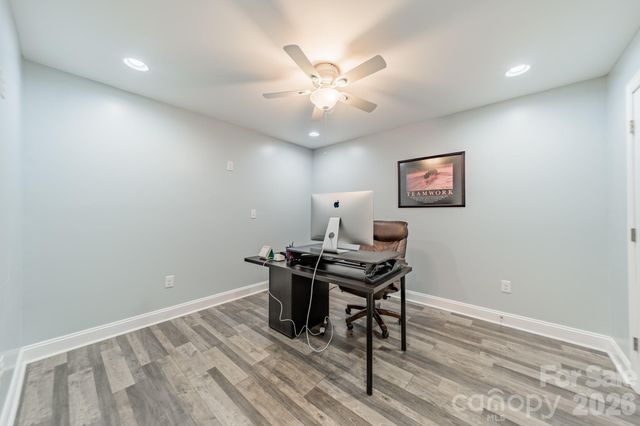 208 Canoe Pole Lane, Mooresville, NC 28117