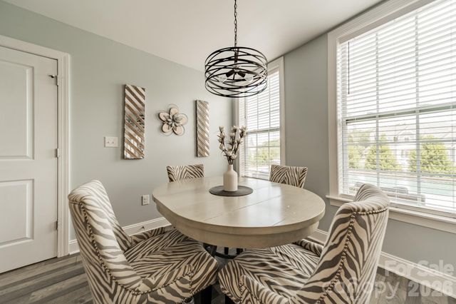 208 Canoe Pole Lane, Mooresville, NC 28117