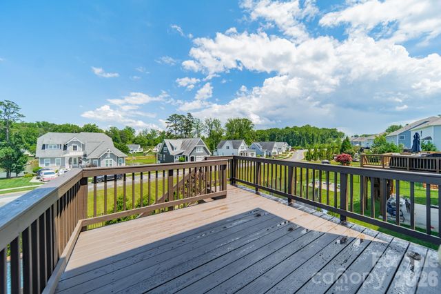 208 Canoe Pole Lane, Mooresville, NC 28117