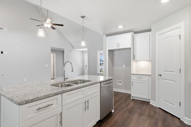 139 Pinnacle Point Ln, Tullahoma, TN 37388